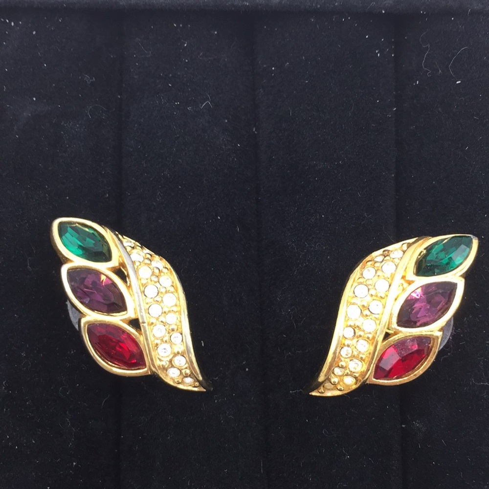 Beautiful Swarovski Pierced Earrings